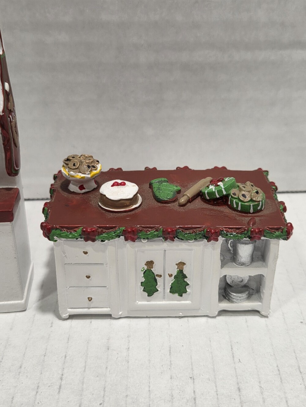 Collections ETC Christmas Kitchen Miniatures Dollhouse Vintage - Picture 3 of 8